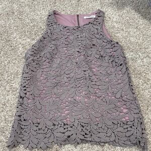 ⭐️ 2/$10 - Glamorous Purple Lace Sleeveless Blouse